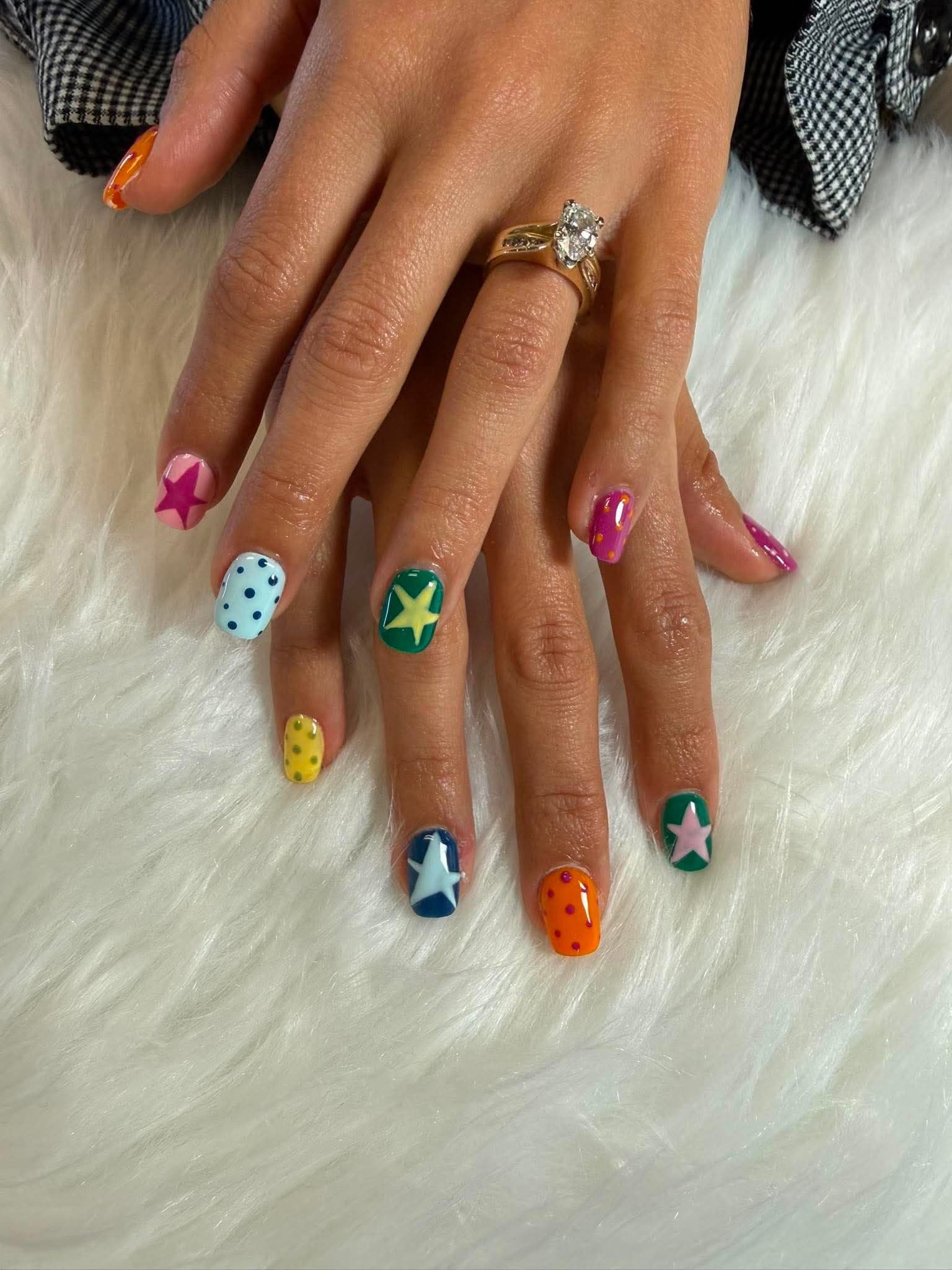 Color Pop Star Nails ⭐💖